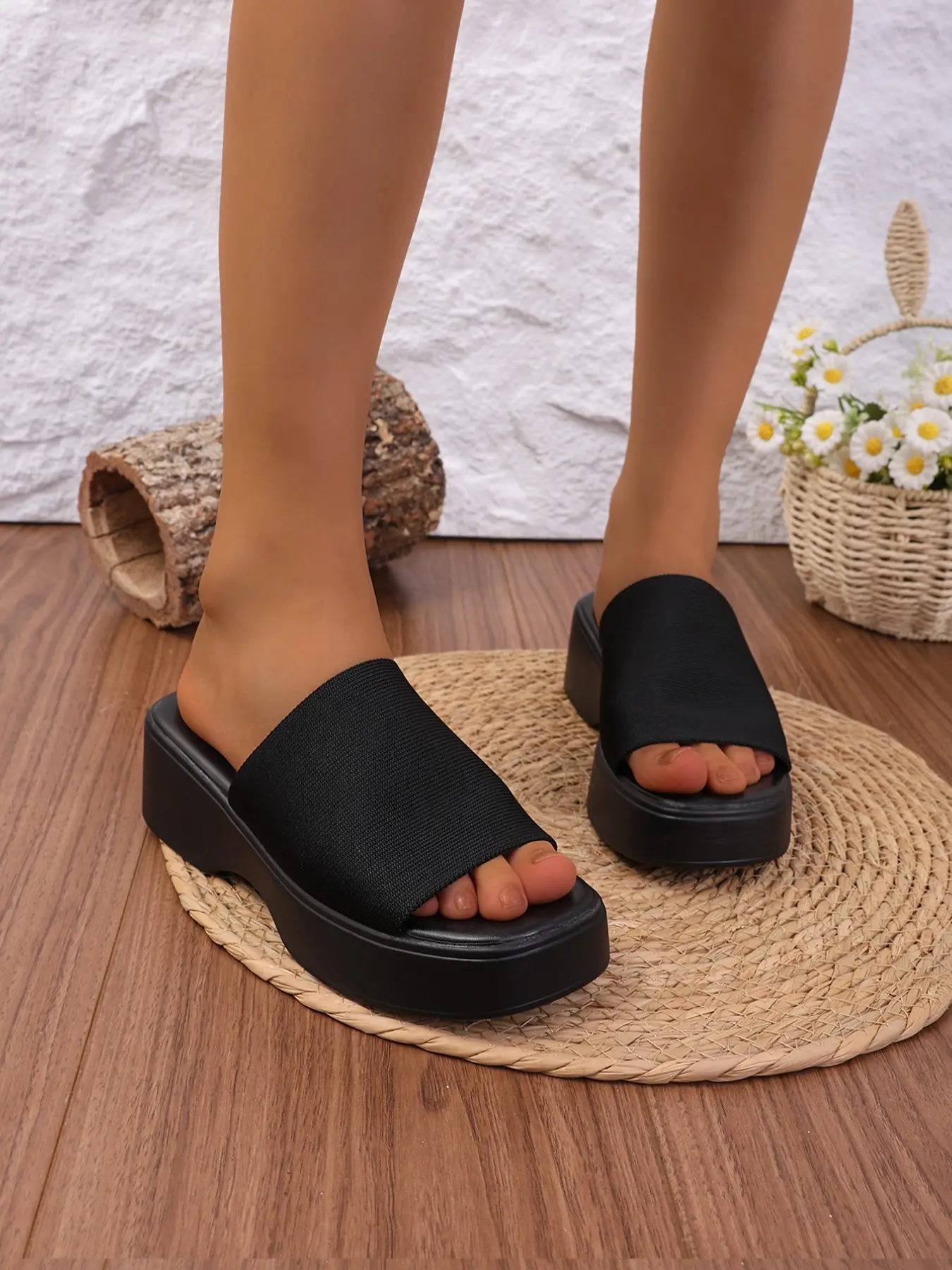 New Arrival Women's Height-Boosting Thick Sole Rubber Sandals, Outdoor Versatile Slimming Platform Slippers, Summer Anti-Slip Comfortable Shoes, Fashionable Platform Sandals