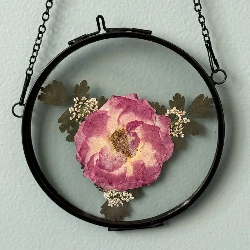 Round Hanging Frame with Pressed Florals - Circular Design Featuring Pressed Flowers and Leaves on Chain