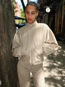 Globo Jacket in Brown Plaid
