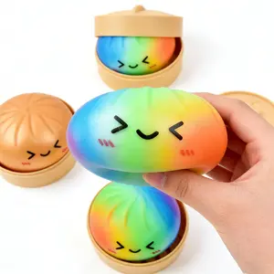Cute Smiling Face Big Dumpling Squishy Toy, Soft TPR Stress Relief Squeeze Fidget Toy for Kids, Safe Durable Sensory Fun Toy, Ideal Gift for Valentine’s Day & Easter