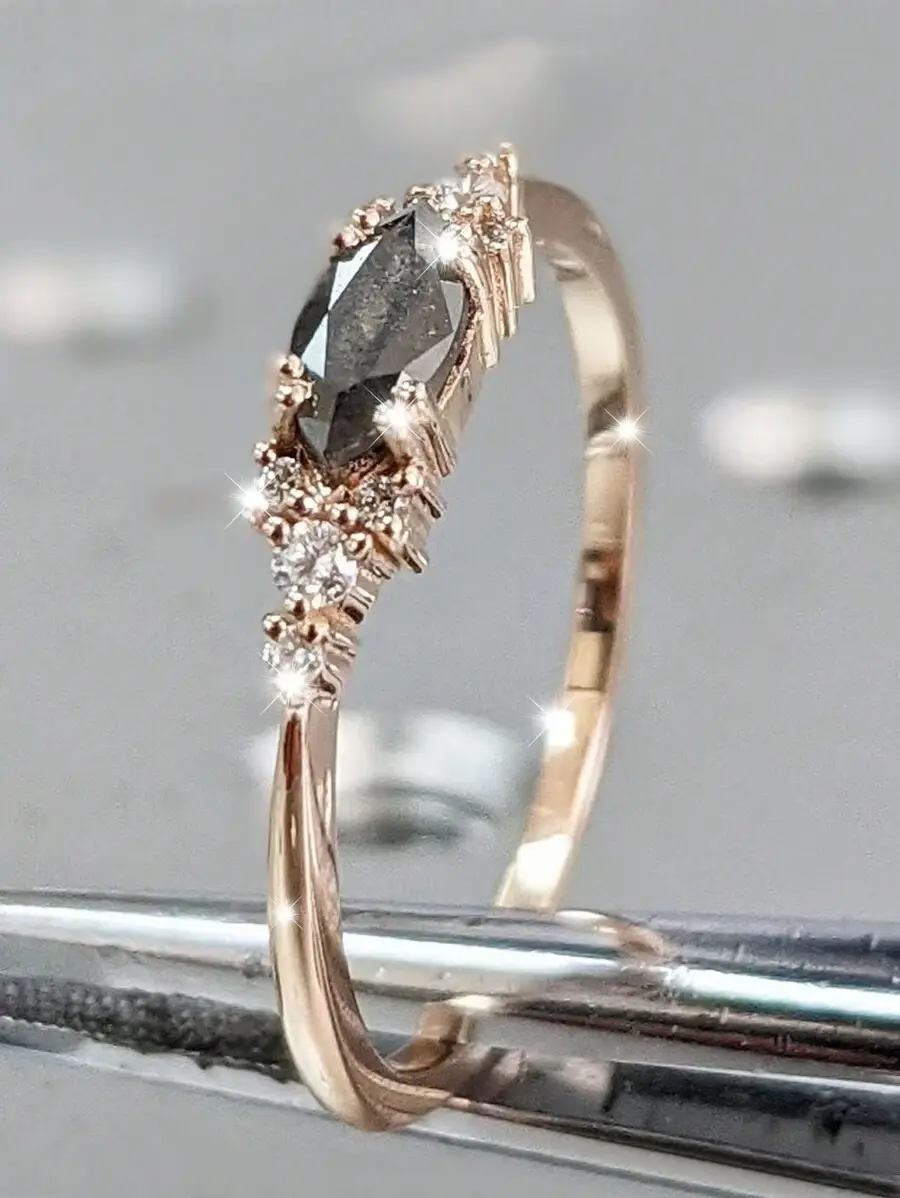 Exquisite Gray Ring for Women – Sparkling Engagement Ring, Elegant Fashion Jewelry Gift for Her