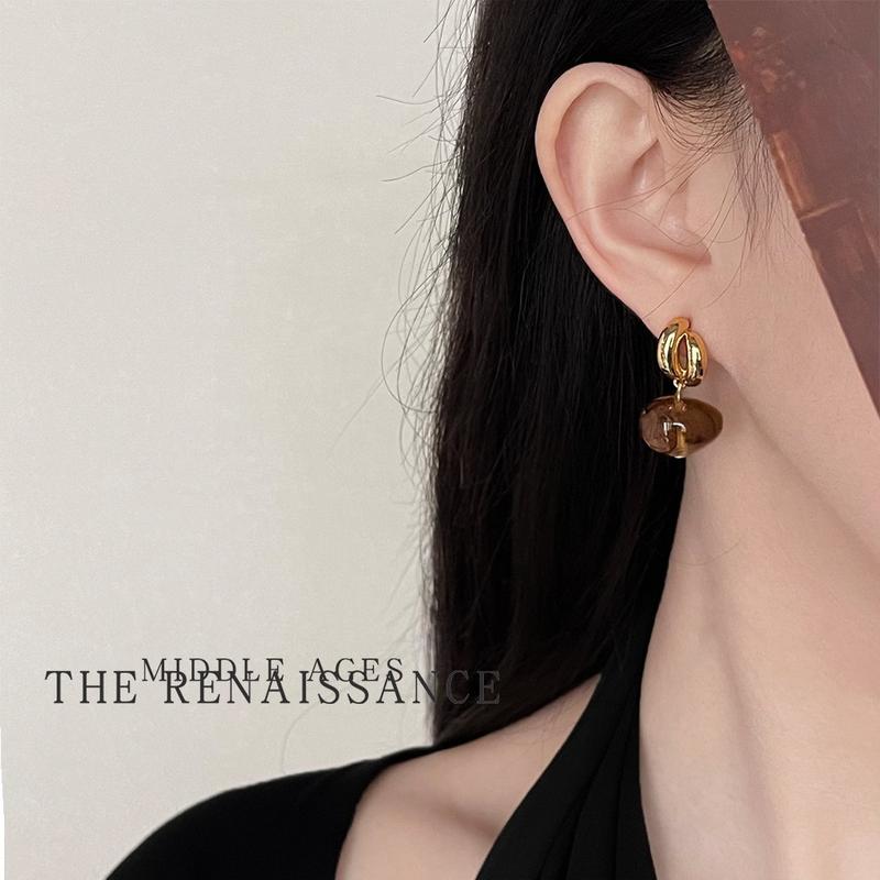 Renaissance Vintage Light Medieval Style Melad Amber Stone Earrings Collection Artistic Retro French Stud Earrings Silver Needle Copper Metal Ear Accessories Renaissance Vintage Light Medieval Style Melad Amber Stone Earrings Collection Artistic Retro French Stud Earrings Silver Needle Copper Metal Ear Accessories