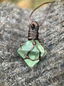 Handmade Vintage Fluorite Crystal Pendant, Natural Geometric Healing Stone, Retro Clothing Accessory, Valentine's Day Gift, Daily Wear