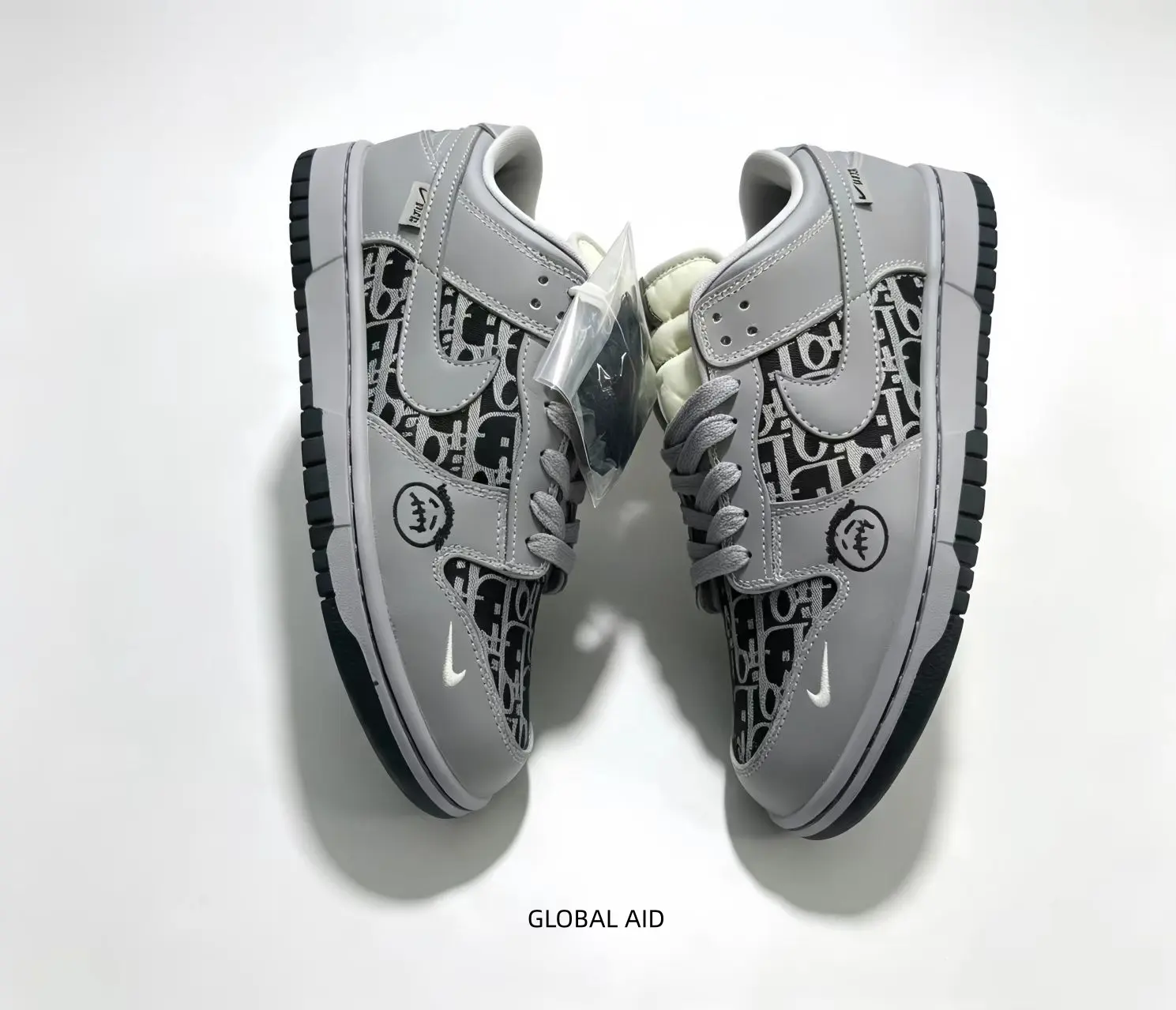 Look at these comfortable everyday shoes crafted with matte grey leather and distinctive print details. Classic low-top design offers lasting comfort for hanging out and city commuting.