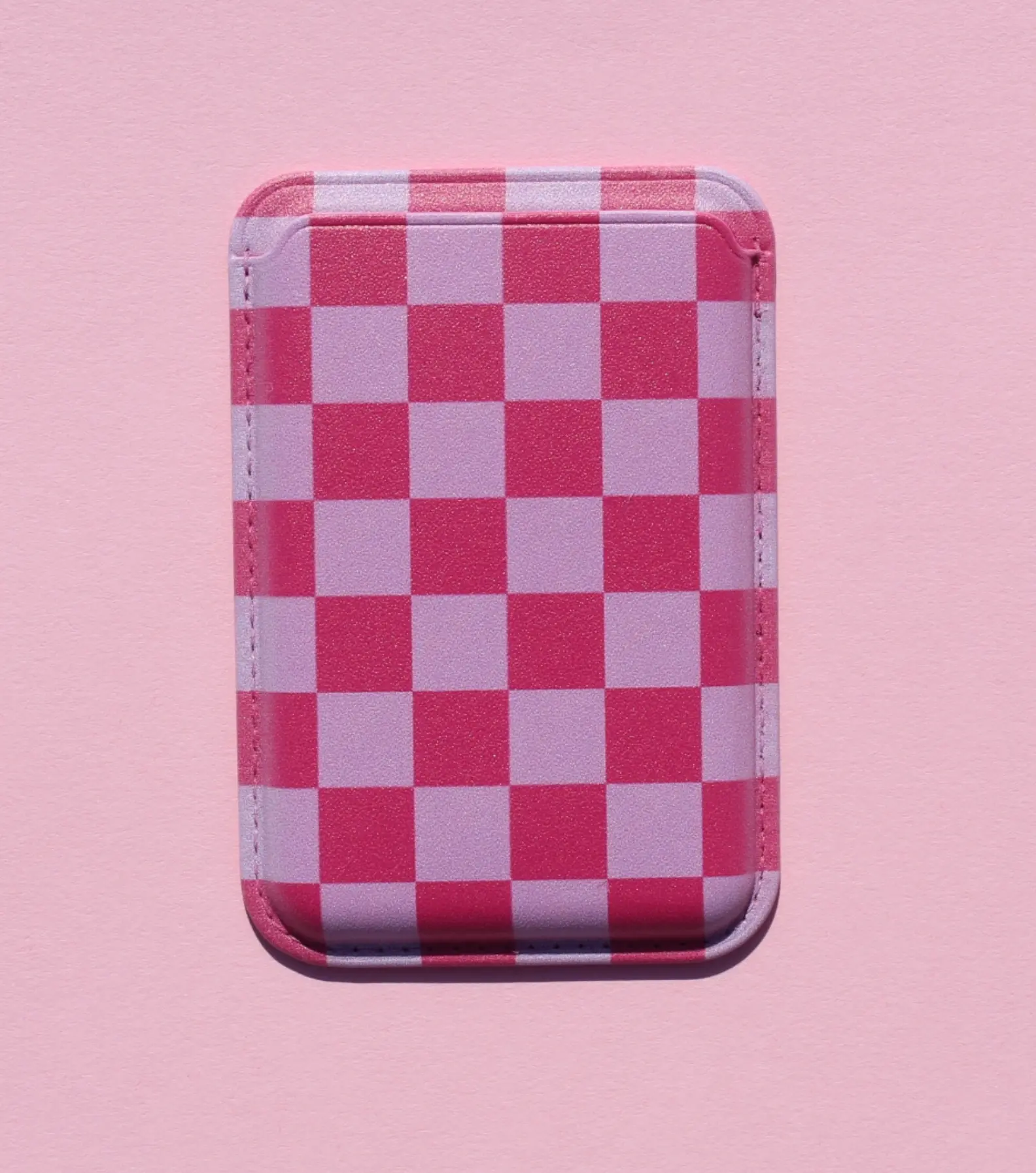 BACK TO PINK Solasea MagSafe Wallet