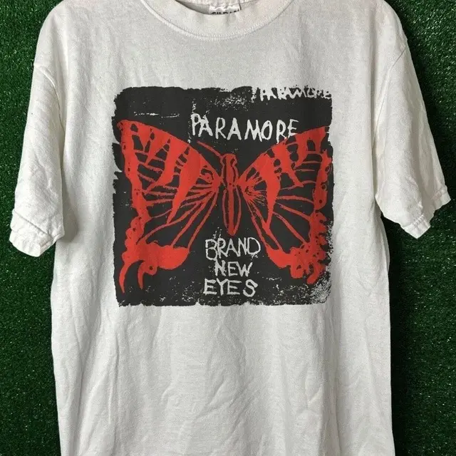 PARAMORE Unisex Graphic T-Shirt , Vintage Style Alter.native Rock Band Tee, Gift For Fan
