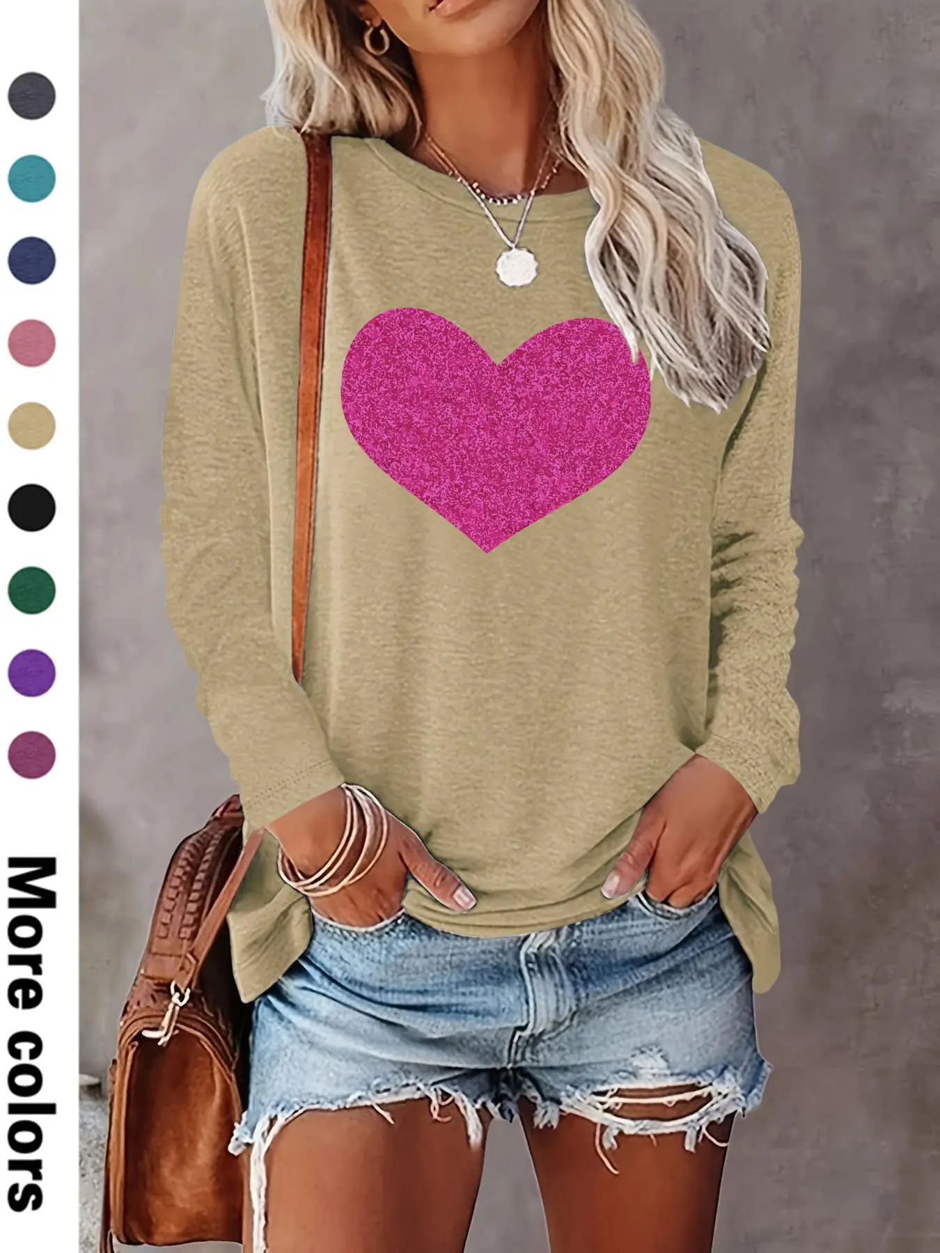 Women's Heart Print Round Neck Sweatshirt, Casual Long Sleeve Crew Neck Pullover for Fall & Winter, Women's Clothes for Daily Wear Tops