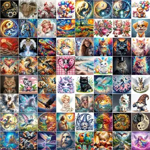 DIY Diamond Painting Kit, Round Full Drill Cartoon Animal & Figure Patterns, Handmade Home Decor Artwork, Random pattern, 30x30 cm (11.8 X 11.8 Inches), Wall Art Painting