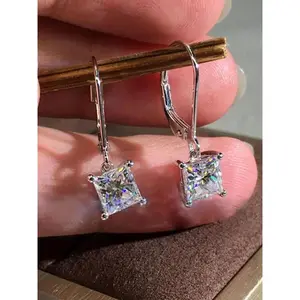 1 Pair Women's Elegant Rhinestone Dangle Earrings Gorgeous Trendy Drop Earrings Fashionable Jewelry As Birthday Gift for Girlfriend Ear Hook Design