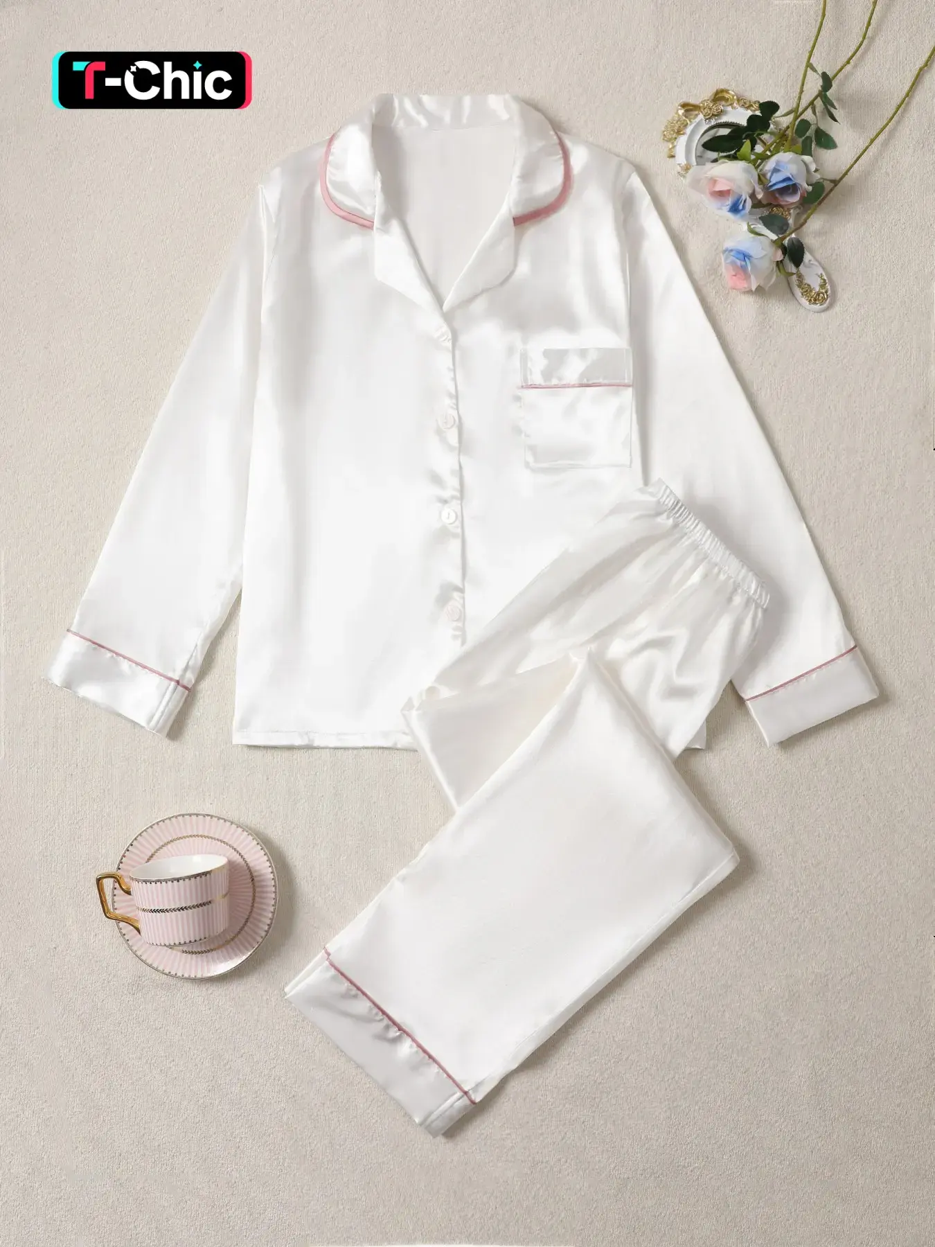 Comfortable Plain Satin Fabric Sleepwear Set, Collared Pajamas, Soft Long Sleeve Button Up Top & Elastic Waist Pants, Casual Everyday Women's Loungewear Pajama Fit for All Seasons Pjs