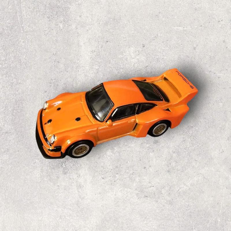 Hot Wheels 2025 Premium Car Culture Horizon Hauler 4 Car Pack with Custom Design and Accessories