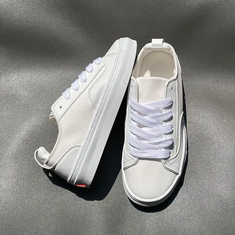 Refreshing and breathable men's casual shoes, white low cut flat bottomed board shoes, daily wear, plus size trendy men's shoes