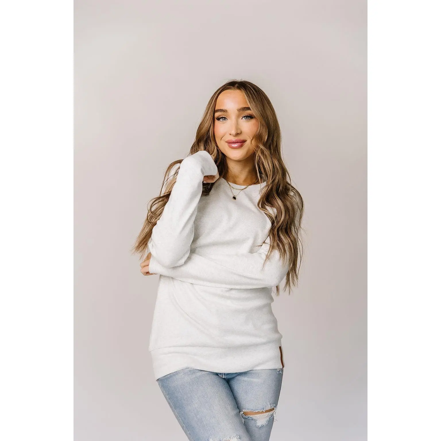Ampersand Avenue Classic Pullover - Powder