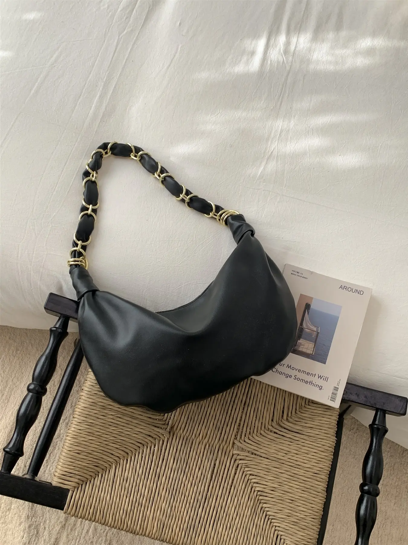 Metal Chain Shoulder Bag, Korean Style Soft Leather Crescent Moon Crossbody, Large Capacity Retro Horn Bag, Elegant Casual Cloud Doughnut Bag