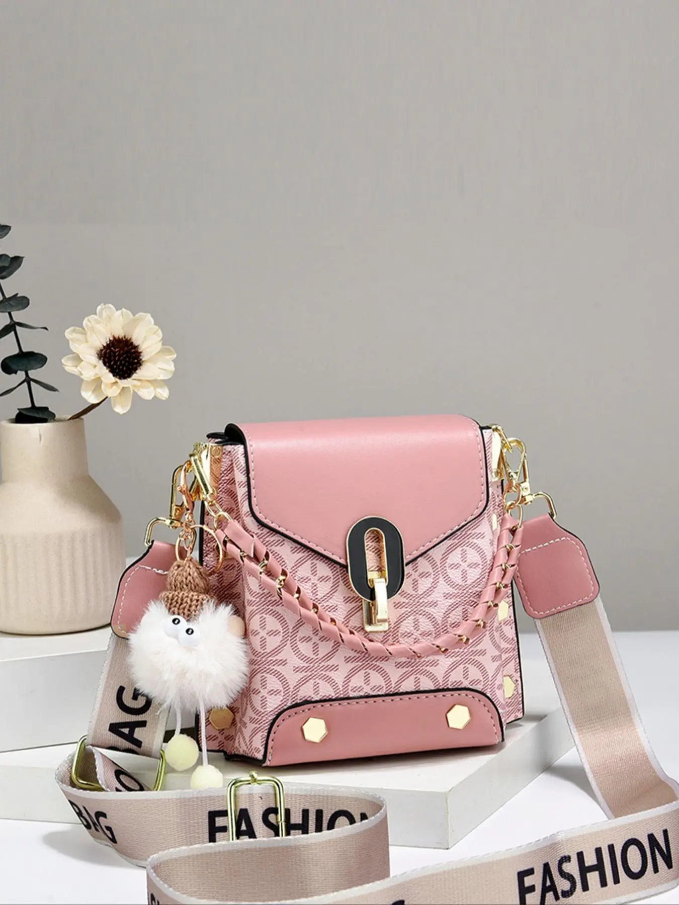 Faux Pearl Decorated Crossbody Bag, Plain Pu Leather Shoulder Bag for Women, Casual Trendy Versatile High-quality Daily Commuting Bag, Flap Crossbody Purse, Fashionable Patterned Bag, Elegant Bag, Casual Trendy Purses, Casual Crossbody Bags