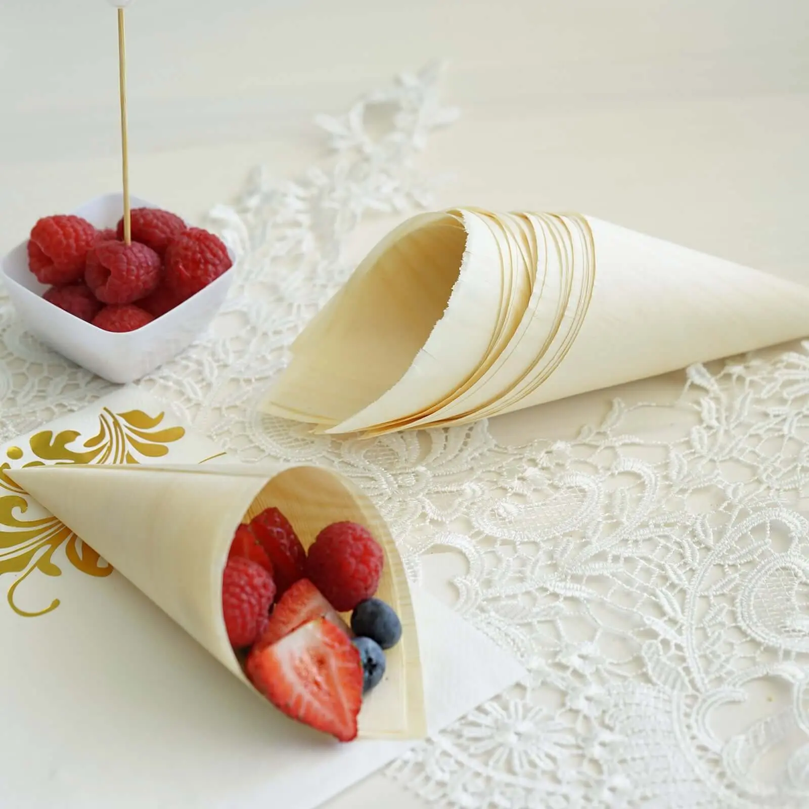 6" Pine Wood Food Cones (50-Pack) - Disposable Tableware for Party Supplies, Weddings, Natural Eco-Friendly 100% Biodegradable Tasting Serving Cones