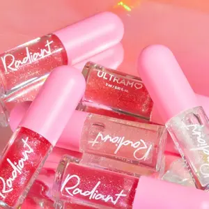 Ultramo Radiant Luminous Shimmering Lip Gloss