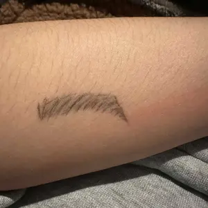 Effortlessly Create Perfect, Long-lasting Brows with Waterproof Defining Eyebrow Pencil