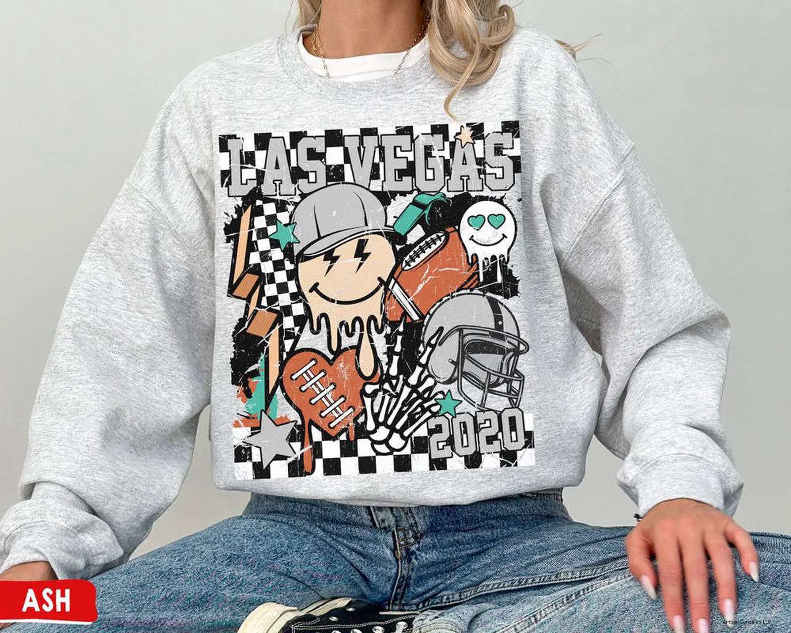 Las Vegas Football Crewneck Sweatshirt / T-Shirt, Vintage Raider Sweatshirt, Retro Groovy Las Vegas Game Day, Raider Gifts, Sunday Football