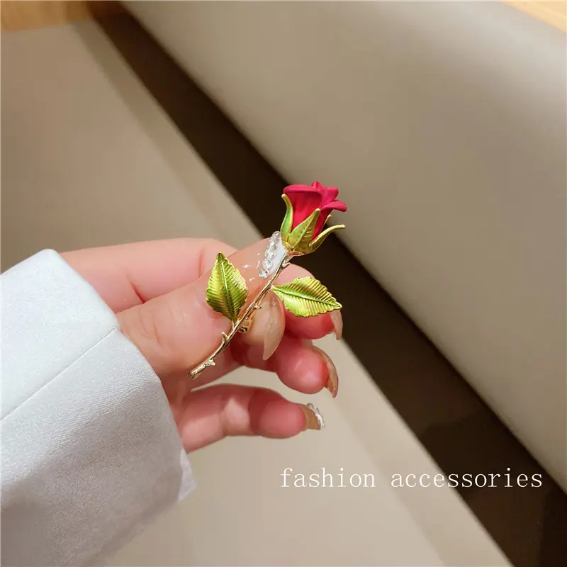 KIKI HOME Red rose elegant temperament brooch