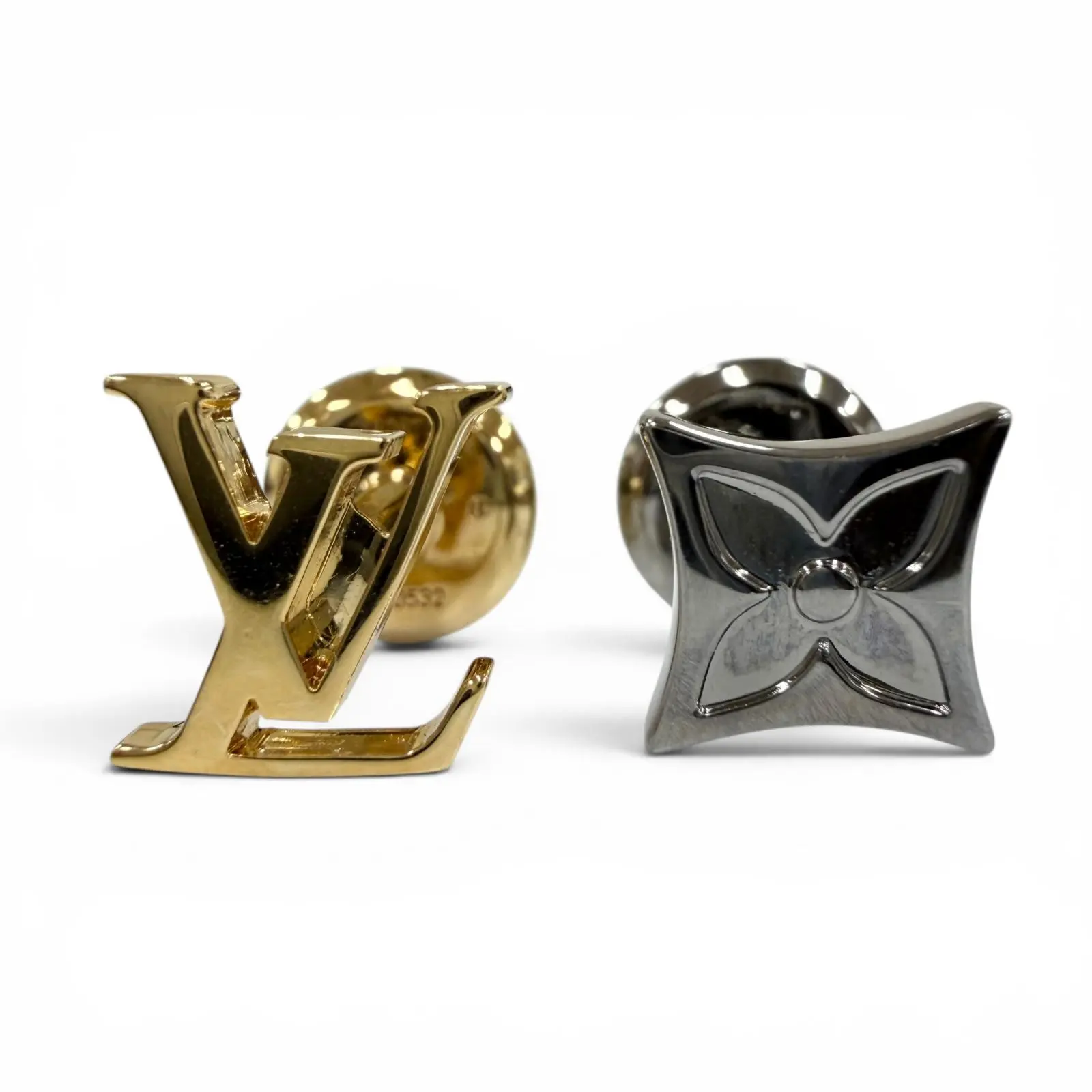 Pre-owned Louis Vuitton Gold-plated Small Leather Goods LV Instinct Cufflinks