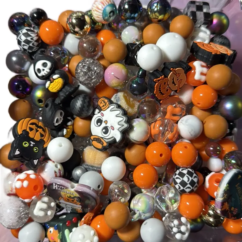 Halloween Bead Mix - Colorful Collection of Halloween Themed Beads for Your Needs 900ml