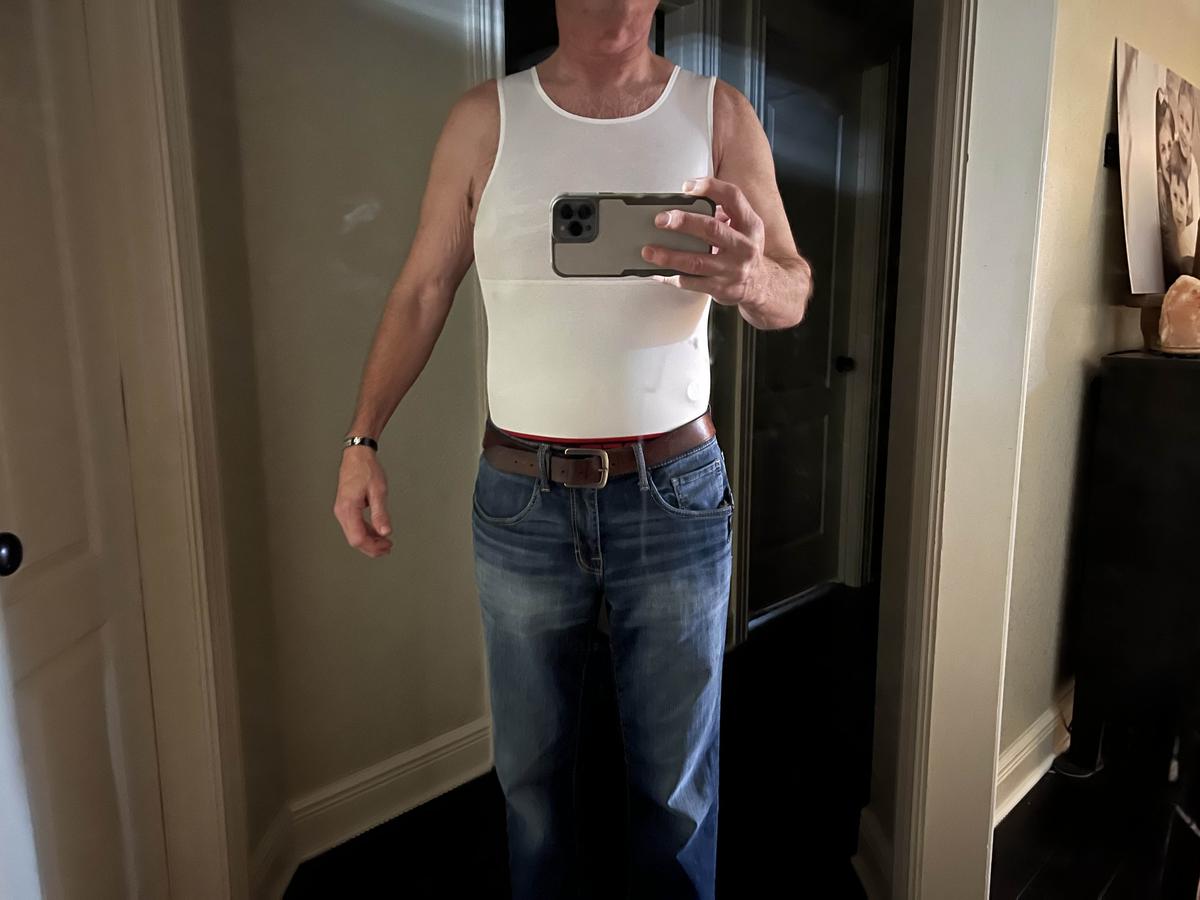 Item: Black&White, M