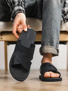 Men Flat Sandals Are Comfortable Wear Resistant Simple  Casual Sandals