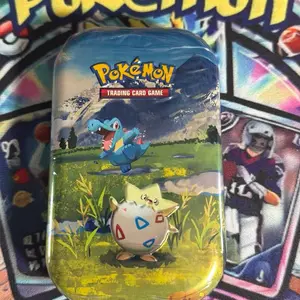 Mini Tin Pokemon TCG Mega Evolution-Ascende Héroes