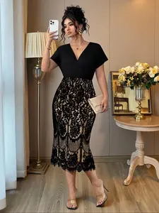 Plus Size Women's Pure Color V-Neck A-Line Dress with Floral Lace Splicing Elegant Bishop Sleeves for Parties Holidays Weddings Spring Autumn Fashion
