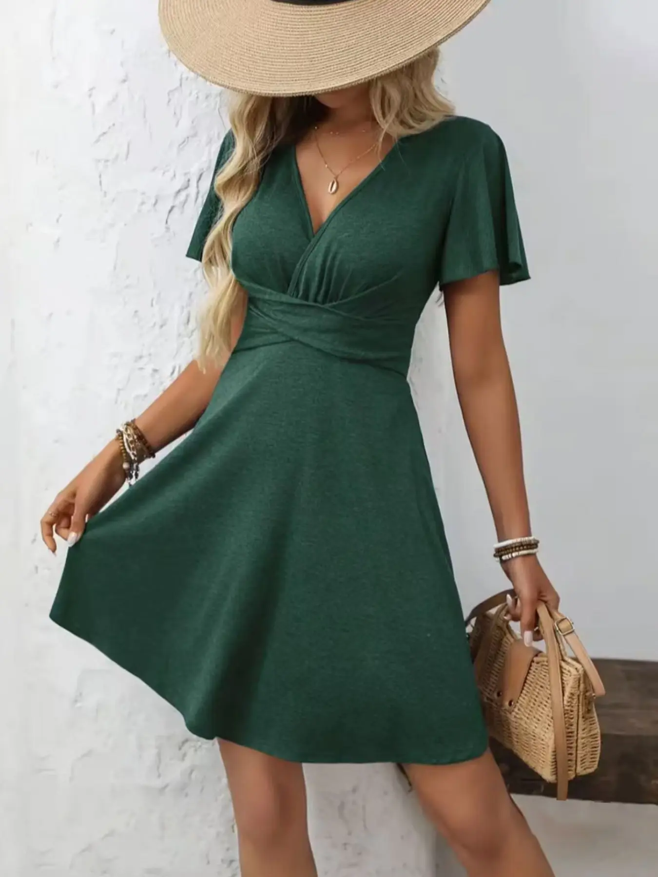 Casual Style Knot Waist V-Neck Short Dress, Casual Beach Sundress, Breathable Lightweight Fabric, Perfect for Daily Wear, Dates, and Beach, Comfortable and Stylish