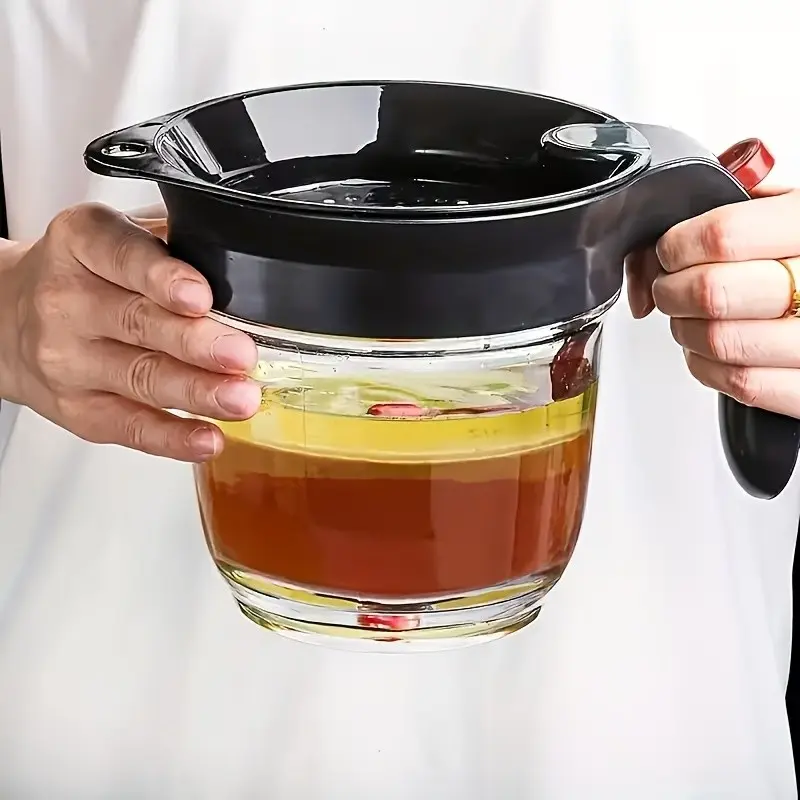 1pc Fat Separator - Effortless Bottom Release, Fat Gravy Separator with Strainer - for Producing Fat-Free Broth for Gravy, Soups, And Sauces - Kitchen Additions - Ideal Gift for Cooking Enthusiasts