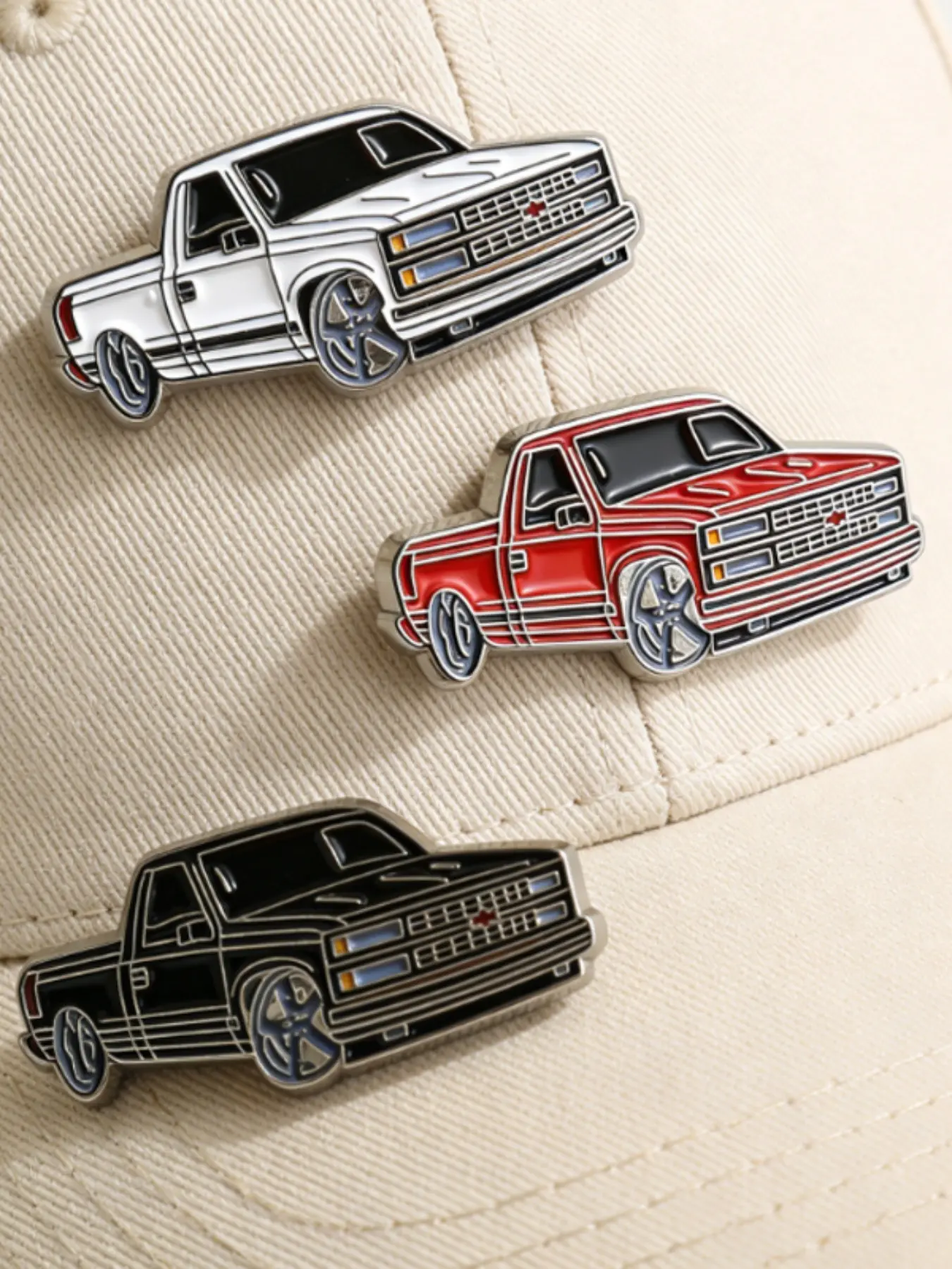 3-Piece Chevrolet 454 SS Hat Clip Pin Set, 90s Retro Classic Truck Enamel Brooch, Enamel Lapel Pins, Vintage Racing Golf Hat Clips for Chevy Fans & Truck Enthusiasts, Metal Alloy Cap Pin Gift for Men
