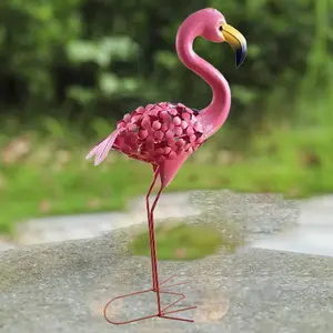 Garden Statues Flamingo Sculptures Metal Yard Art, Pink Bird Art Outdoor Backyard Decor Patio Lawn Porch Ornament Flamingo Yard Decoration