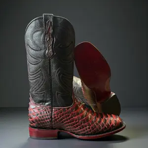 RED PYTHON SNAKE Skin Print Boots. Men’s Cowboy Western Boots. Black Square Toe Leather Boots. Bota Vaquero De Pitón Vibora. Bota De Hombre Negro.