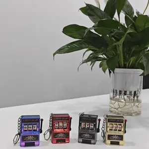 Cute Lucky Mini Slot Machine Keychain with Spinning Reels – Ideal for Gift Giving at Festivals, Birthdays, and Christmas , Suitable For Children And Adults
