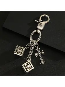 St. Patrick's Day & Easter Hip Hop Cross Double Dice Keychain Set, Trendy Streetwear Waist Decor, Unisex Fashion Gift for Men and Women