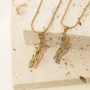 KOKO Couple Embrace Pendant