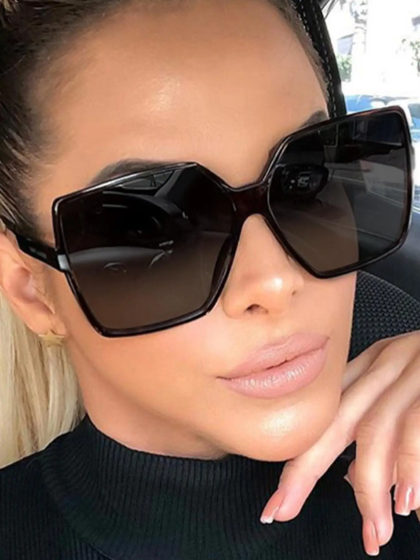 Simple Sunglasses for Women for Everyday Use, Summer Large Square Frame Fashion Sunglasses, Travel Accessories As Gifts for Her, Sunglass Trends 2024