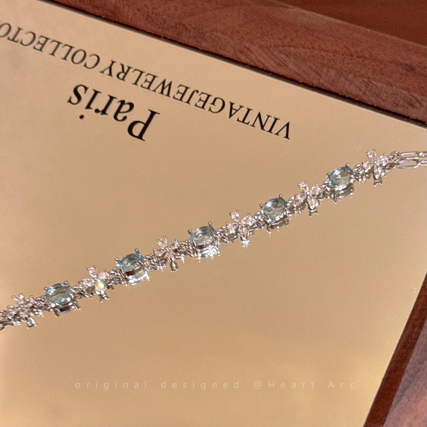 Women's Cool Tone Sparkling Oval Flower Bracelet, Korean Style High-End Zircon Hand Jewelry, Luxury Elegant Sweet Cool Wrist Accessory Gift for He