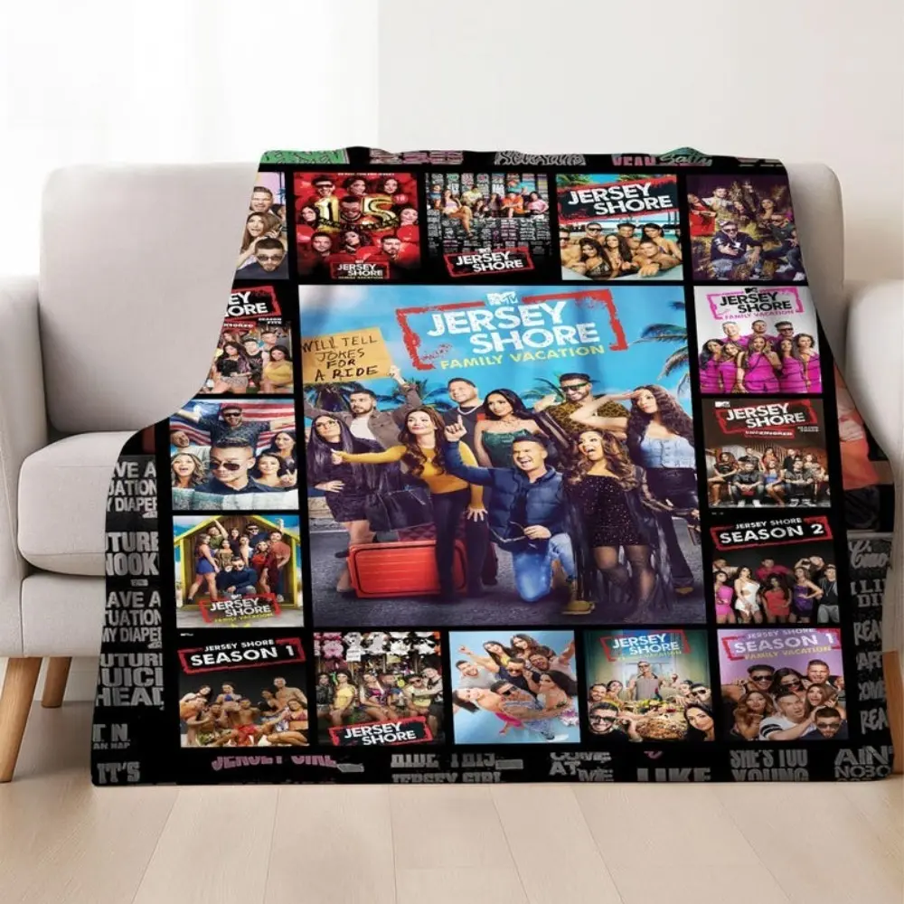 Jersey Shore We're Spiraling Blanket, Reality TV Fleece Couch Throw, Funny USA Quote Bed Blanket, Sofa Lounge Room Decor, Soft Plush Blanket for Dorm, Watch Party, Family Friends Gift, Cozy TV Night Accent, Bed