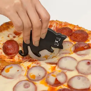 Black Cat Pizza Cutter