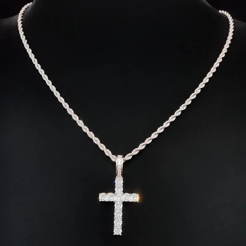Fashion Artificial Zircon Cross Pendant Necklace, Stainless Steel Chain, Unisex Vintage Hip Hop Style, Perfect for Daily Wear or Party Gift, Cross Pendant Jewelry, Zircon Gemstone Necklace, Cross Design Necklace