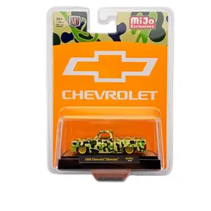 M2 Machines 1:64 Chevrolet Silverado Camo CHASE
