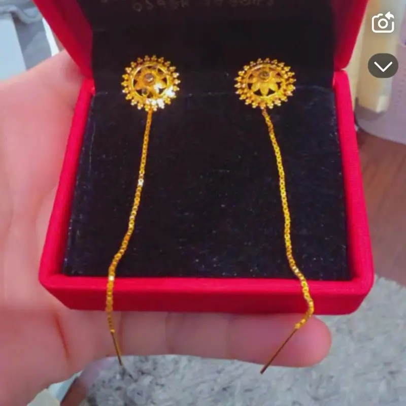 Gold Plated Simple Earrings with Elegant Sunburst Design and Delicate Chain for Everyday Wear