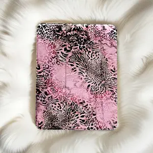 Trendy Background Design Featuring a Pink Leopard Print Swirl, Stylish Clear Tablet Case for Holding a Pencil (Pen Not Included), with an Auto Wake/Sleep Feature.This Protective Cover Is Compatible with for Ipad 10Th, 11Th, 9Th, Mini, Air 4Th