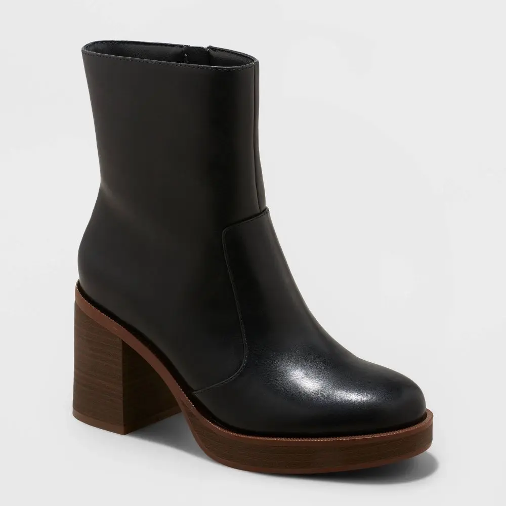 Universal Thread Women's Faux Leather Ankle Platform Boots Memory Foam