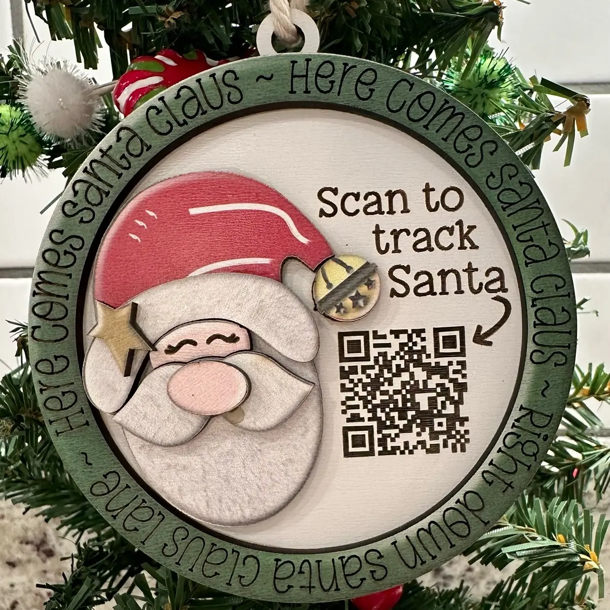 Santa Tracker Ornament for Festive Home Decor - Decoration Christmas Gift Tree Wood christmastree