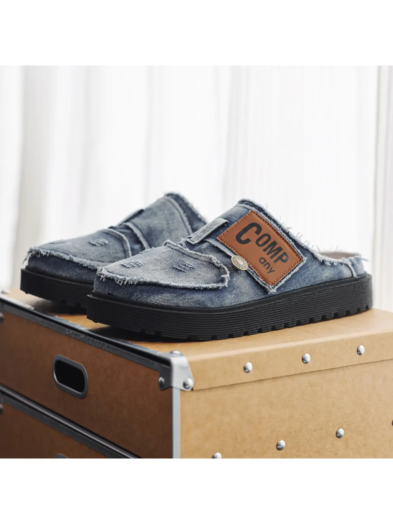 Small Niche Design Denim Material Baotou Half Slippers for Men's Summer Breathable Beach Shoes, Footwear, Comfortable Sandals with Soft Sole, Lightweight and Casual Men's Shoes