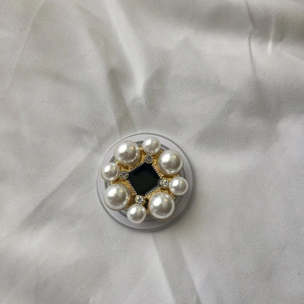 Pearl and Bling magnetic pop  socket